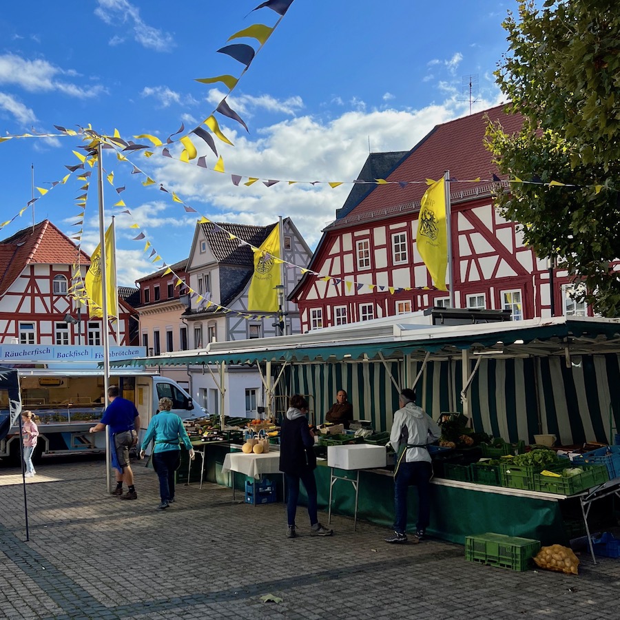 12_oppenheim_markttag_marktplatz