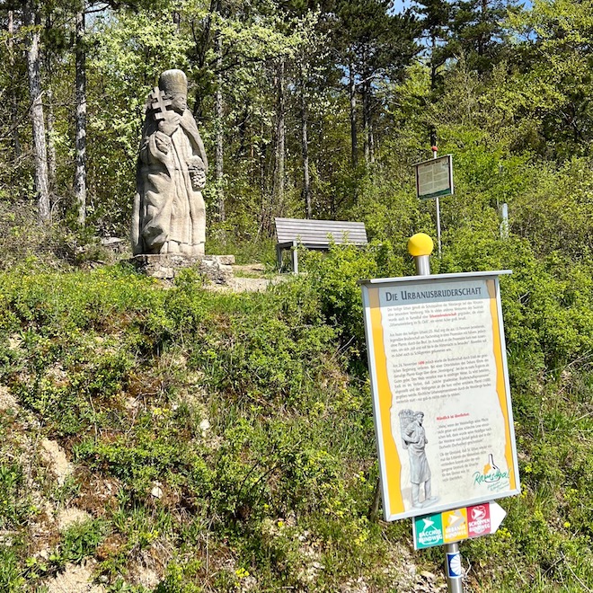 14_frankens saalestück_urbanus_statue