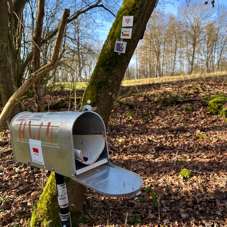 15Gästebuch_Briefkasten