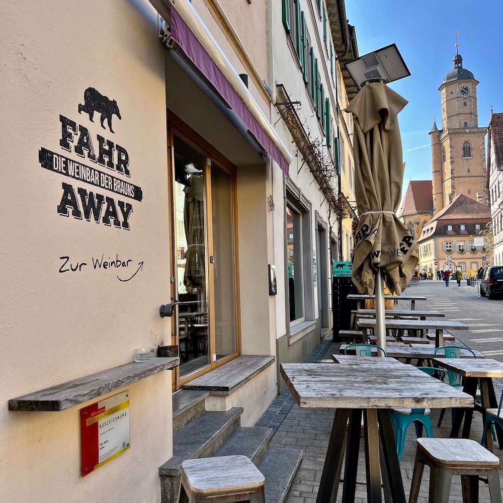 15_volkach_fahr away