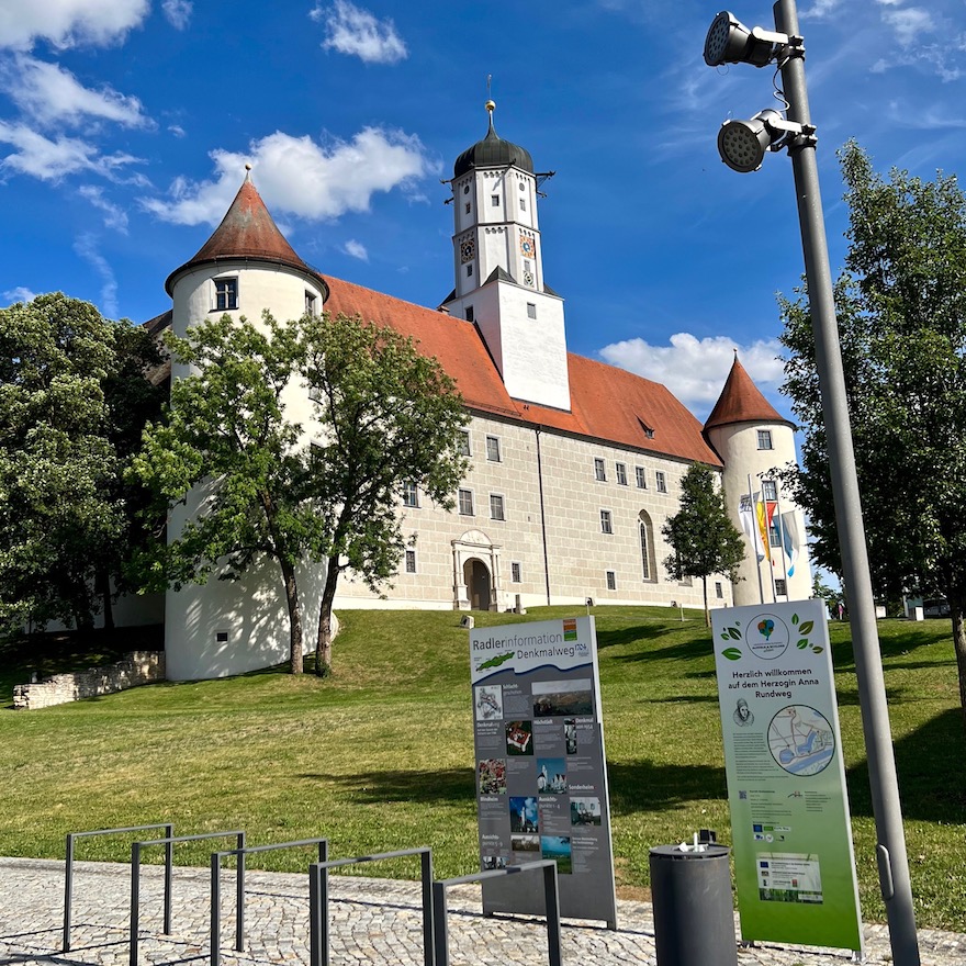 18_schloss_höchstädt