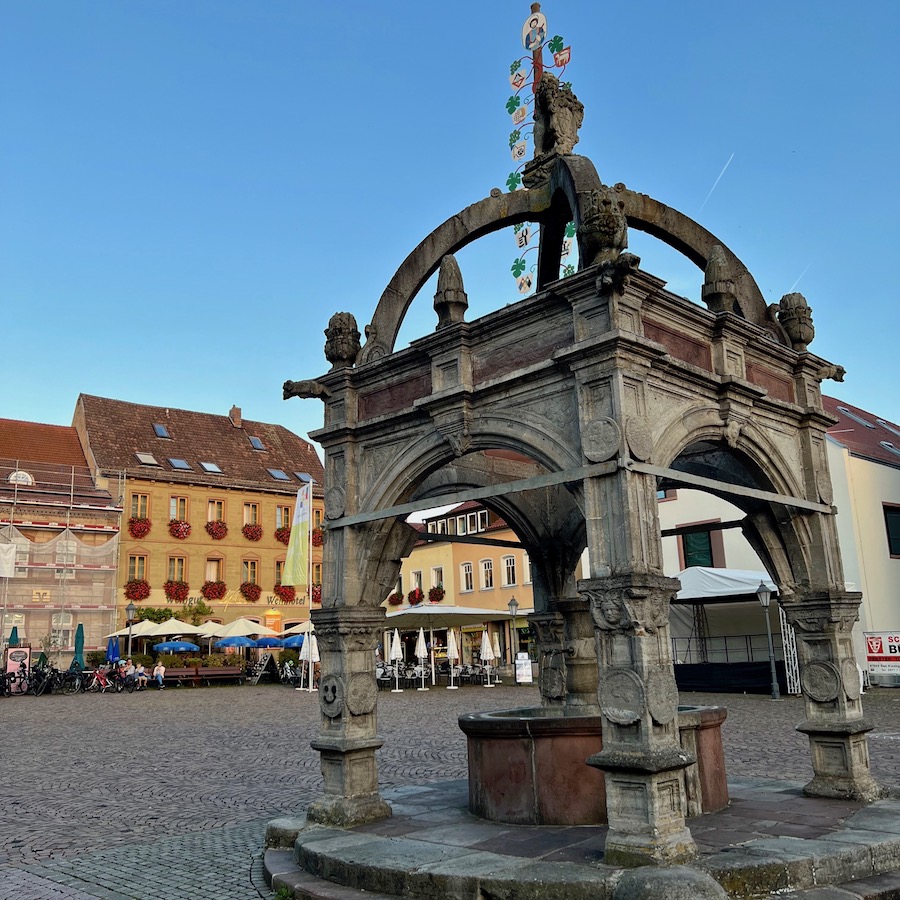 2_hammelburg_marktplatz