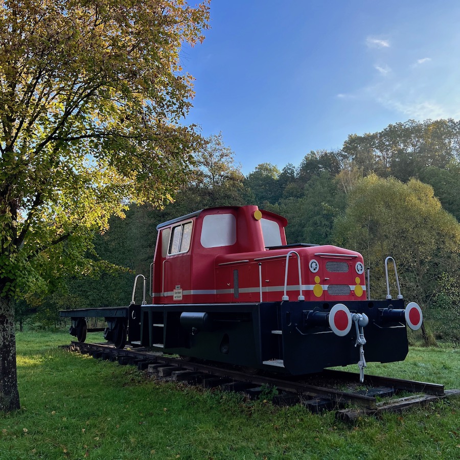2_heimbuchenthal_alte eisenbahn