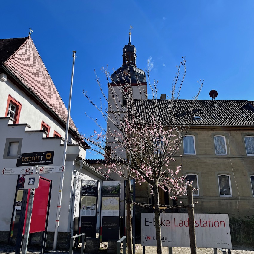 2_markt einersheim_pfarrkirche