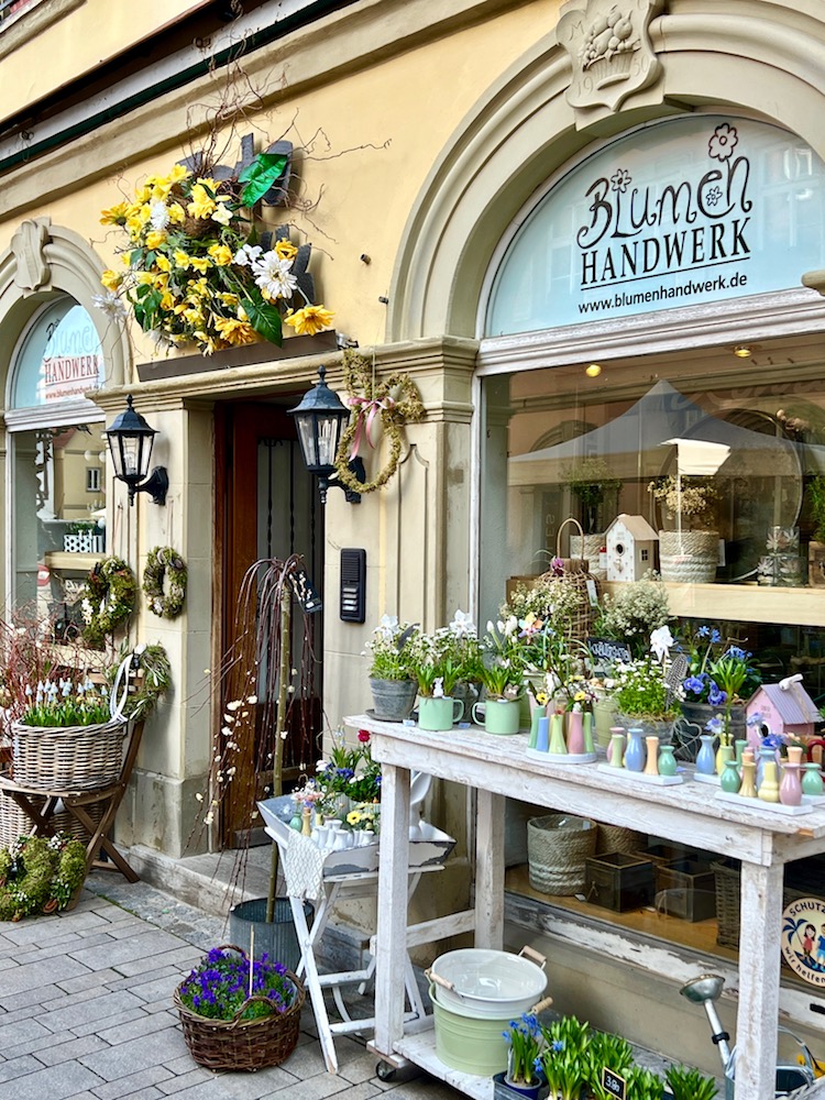 5_volkach_blumenhandwerk