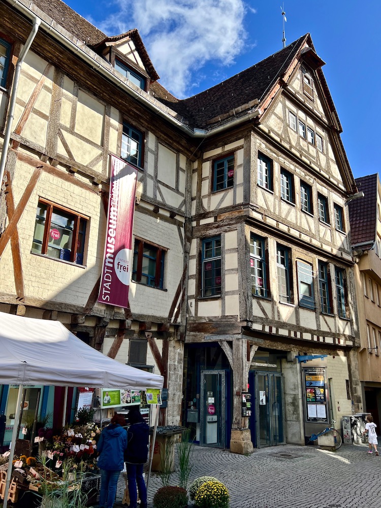 8_tuebingen