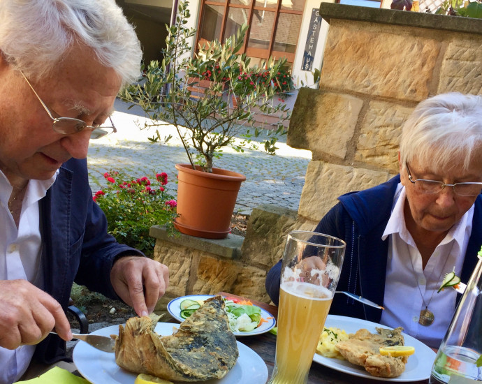 Karpfen essen