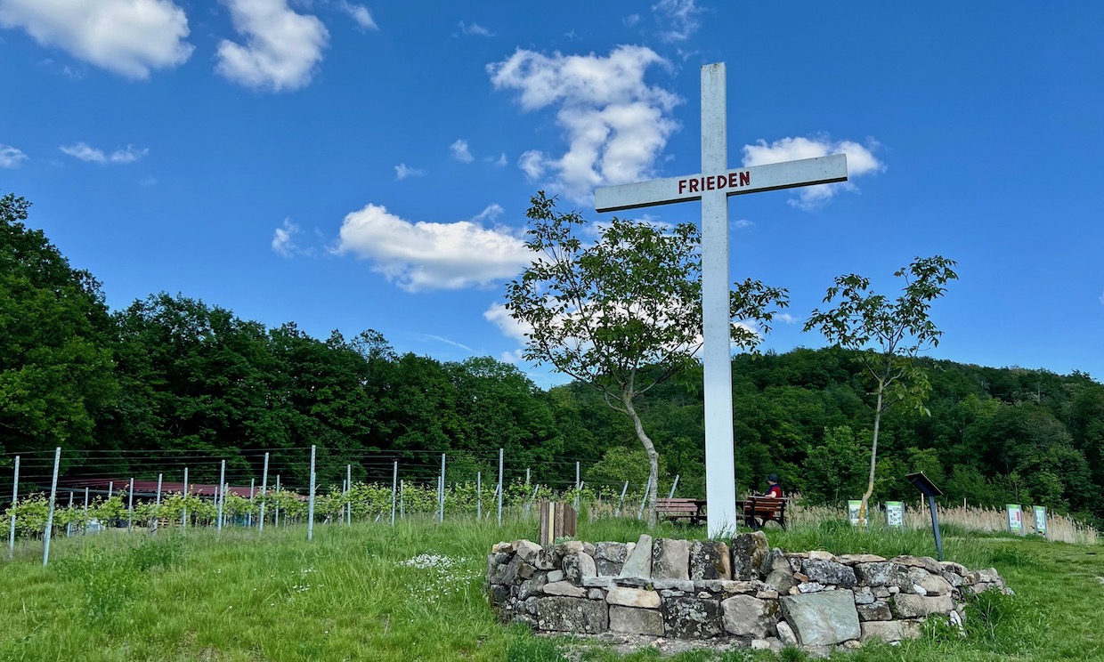 traumrunde_prichsenstadt_weisses kreuz